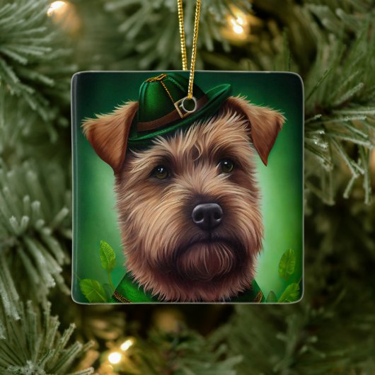 Chesapeake Bay Terrier in St. Patrick's Day Dress Keramisch Ornament (Boom)