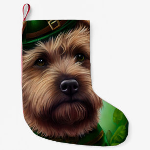 Chesapeake Bay Terrier in St. Patrick's Day Dress Kleine Kerstsok