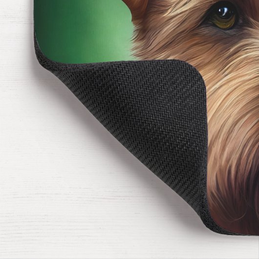 Chesapeake Bay Terrier in St. Patrick's Day Dress Muismat (Hoek)