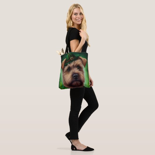 Chesapeake Bay Terrier in St. Patrick's Day Dress Tote Bag (Op model)