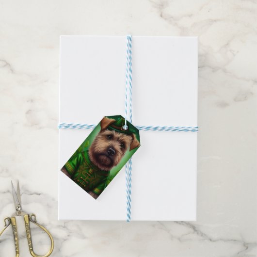 Chesapeake Bay Terrier in St. Patrick's Day-jurk Cadeaulabel (Met Touw)