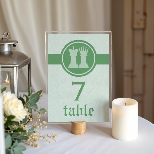 Chess King and Queen Wedding Table Card, Green Kaart