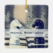 Chess Knight Chess Board Personeelszaken kerstmis Keramisch Ornament (Achterkant)