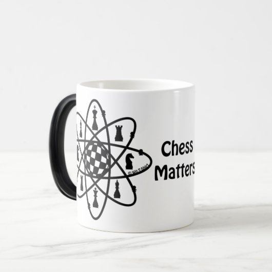 Chess-Matters, Chess-Atom Mok (Voorkant links)