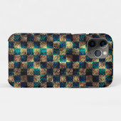 Chess met een vuil en krasachtig effect, geel blau Case-Mate iPhone case (Achterkant (horizontaal))