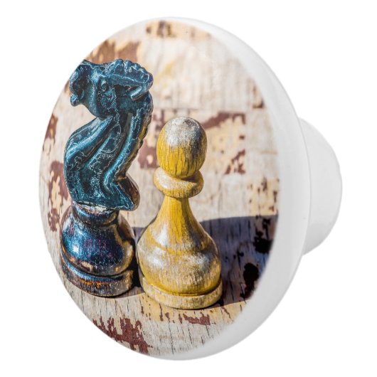 Chess Pawn en Knight - Veteranen Keramische Knop (Rechts)