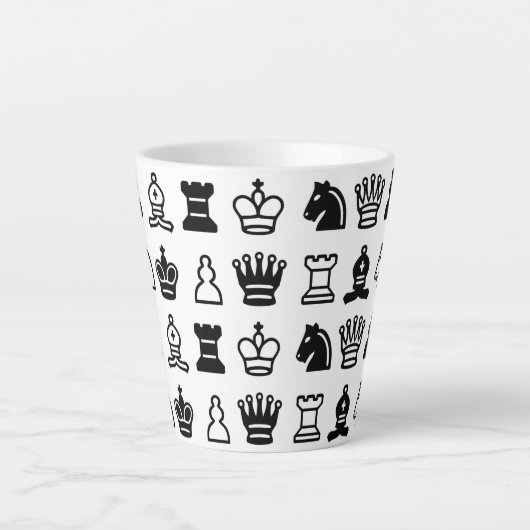 Chess Piece Pattern Latte Mok (Voorkant)