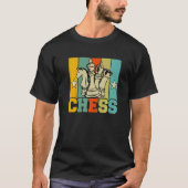 Chess Retro Graphic Chess Player Checkmate Board G T-shirt (Voorkant)