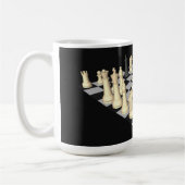 Chessboard met schaakstukken - Aangepaste Mok (Links)