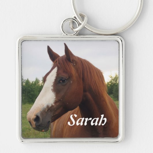 Chestnut Horse with Blaze Personalized Keychain (Voorkant)