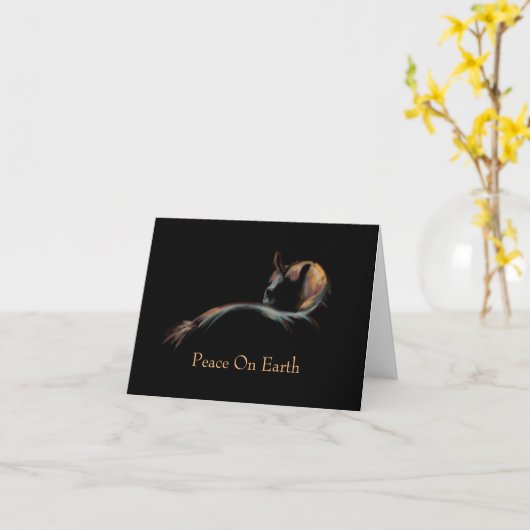 Chestnut mare in shadow. Peace On Earth Kaart (Gele Bloem)