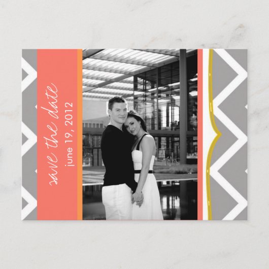 Chevron - Aangepaste Save the Date - Koraal Tanger Aankondigingskaart (Voorkant)
