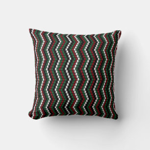 Chevron breinpatroon zwart groen rood en wit kussen