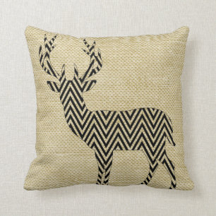 Chevron Deer Silhouette over Burlap   haver Kussen