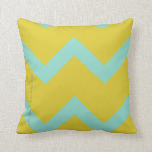 Chevron Designer Pillow: aqua + chartreuse Kussen