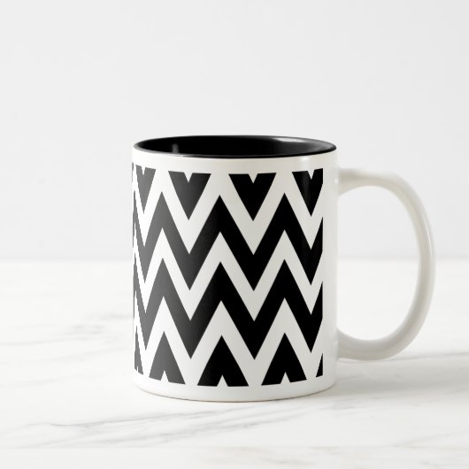 Chevron Dreams zwart-witte koffie Tweekleurige Koffiemok (Rechts)