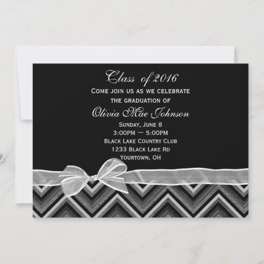 Chevron en Bow Afstuderen Invitation Kaart (Voorkant)