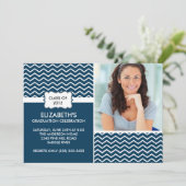 Chevron Foto Afstuderen Uitnodiging - Blauw & wit (Staand voorkant)