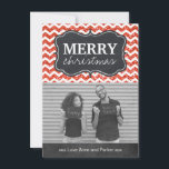 Chevron Glitter Chalkboard - kerstfotokaarten Feestdagenkaart<br><div class="desc">Moderne Glitter Chalkboard Holiday Fotokaarten - Creëer door Colorful Design Inc. Alle tekst kan worden gewijzigd! Alle design zijn beschermd onder Copyright 2008-2013.</div>