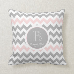 Chevron Gray Pink White Monogram Weddenschap Pillo Kussen