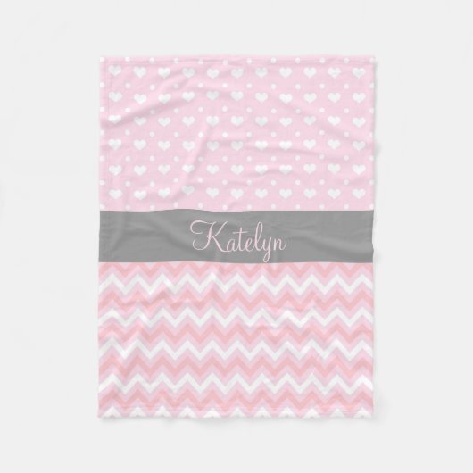 Chevron Hearts Pattern Pink Grey | Monogram Fleece Deken (Voorkant)