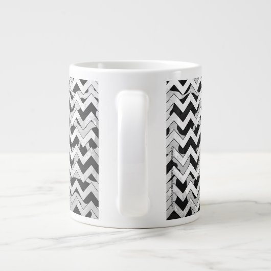 Chevron Koe Black en White Grote Koffiekop (Achterkant)