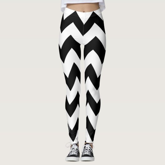Chevron L Pattern Cute Monogrammed Black Leggings (Voorkant)