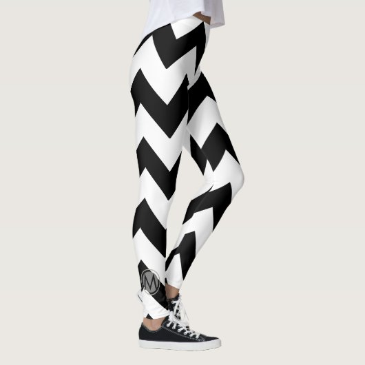 Chevron L Pattern Cute Monogrammed Black Leggings (Rechts)