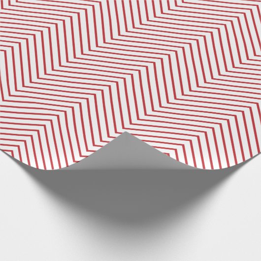 Chevron Line Wrapping Paper - Donkerrood op White  Cadeaupapier (Hoek)