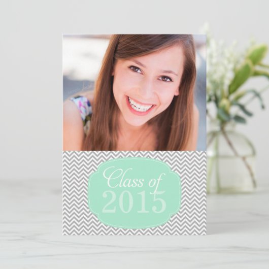 Chevron Mint Gray Foto Afstuderen Aankondiging (Staand voorkant)