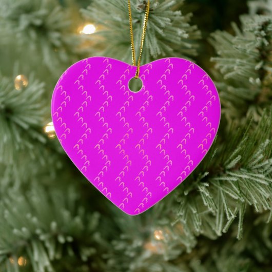 Chevron Pastel Roze Harten Fuchsia Ornament (Boom)