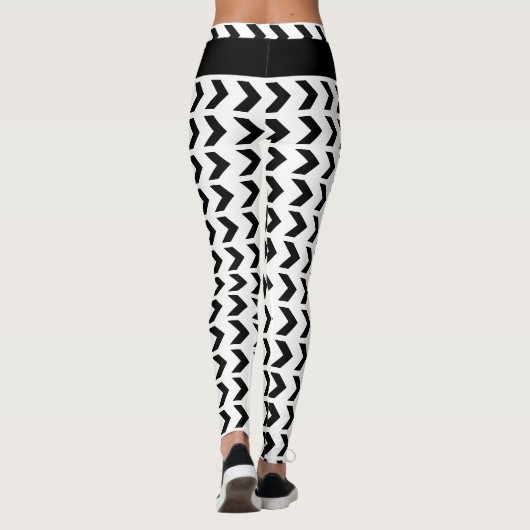 Chevron Pattern Cute Monogrammed White Black Leggings (Achterkant)