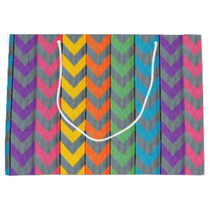 Chevron Pattern on Wood Texture by Shirley Taylor Groot Cadeauzakje