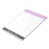 Chevron Pattern roze Gepersonaliseerd Memo Monogra Notitieblok (Schuin)