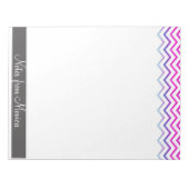 Chevron Pattern roze Gepersonaliseerd Memo Monogra Notitieblok (Voorkant)