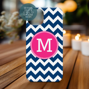 Chevron Pattern Triple Monogram - magenta marinesc iPhone 16 Hoesje