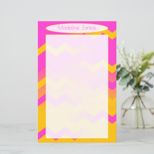 Chevron Pink en Oranje schrijfbenodigdheden voor h (Staand voorkant)