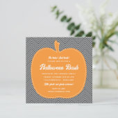Chevron pompoen Halloween Party Invite Kaart (Staand voorkant)