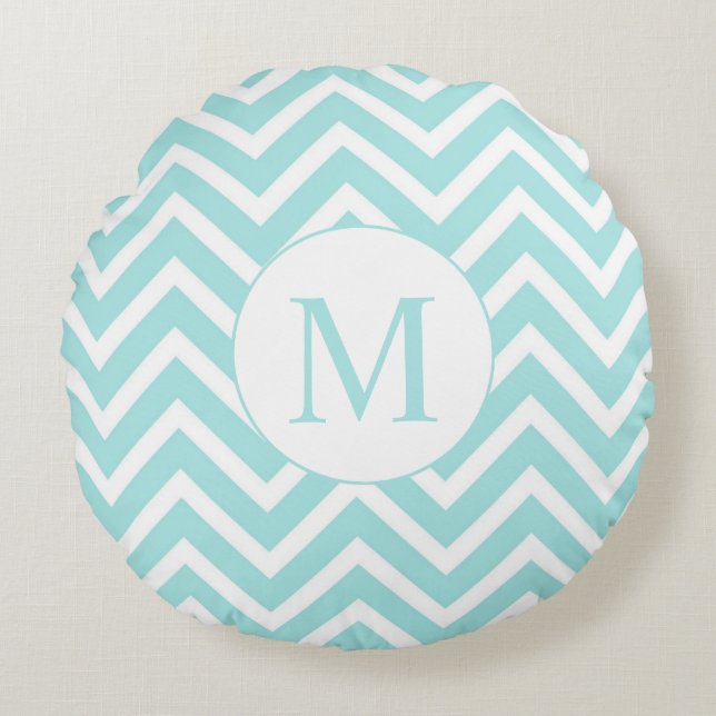 Chevron Round Monogram Pillow, Seafoam en White Rond Kussen (Voorkant)