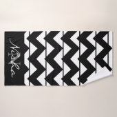 Chevron Streep Zwart en Wit Monogram Badhanddoek (Badhanddoek)