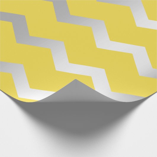 Chevron Stripes Lines Geel Grijs Grijs Zilver Cadeaupapier (Hoek)