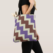 Chevron zigzag design paars bruin bleek groen tote bag (Dichtbij)