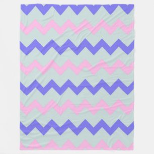 Chevron zigzag ijsblauwe roze kobalt fleece deken