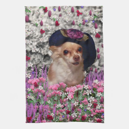 Chi Chi in Flowers - Chihuahua Puppy in Cute Pet Theedoek (Verticaal)