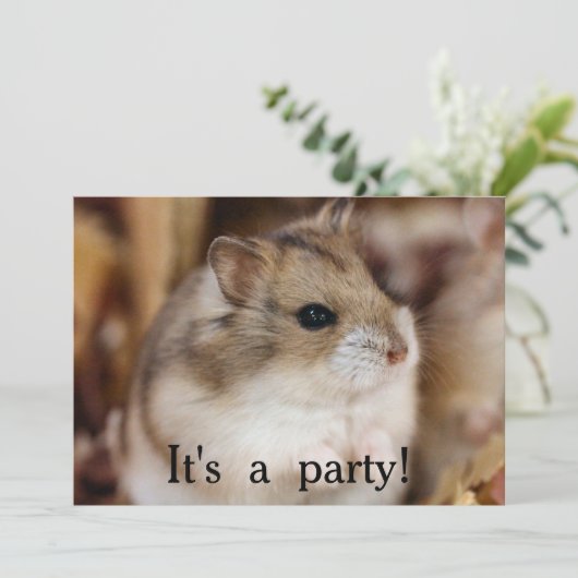 Chibby-feestuitnodigingen Kaart (Staand voorkant)