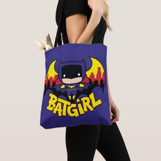Chibi Batgirl met Gotham Skyline en Logo Tote Bag (Dichtbij)