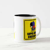 Chibi Batoman Super Hero Crossing Sign Tweekleurige Koffiemok (Voorkant rechts)