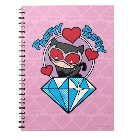 Chibi Catwoman Sitting Atop Large Diamond Notitieboek (Voorkant)