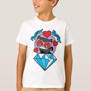 Chibi Catwoman zittend bovenop een grote diamant T-shirt