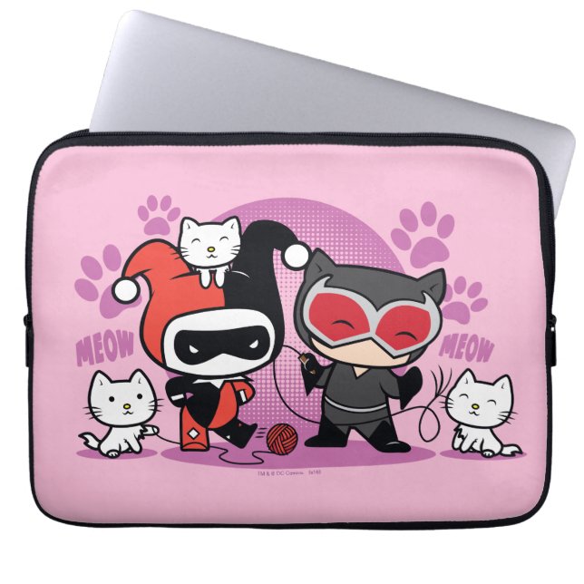Chibi Harley Quinn en Chibi Catoman met katten Laptop Sleeve (Voorkant)